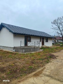 Casa noua pe parter, curte de 500 mp, incalzire in pardoseala - Taut