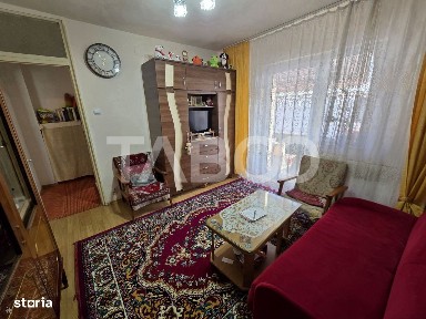 Apartament 3 camere decomandat 2 bai 2 balcoane pivnita Turnisor Sibiu