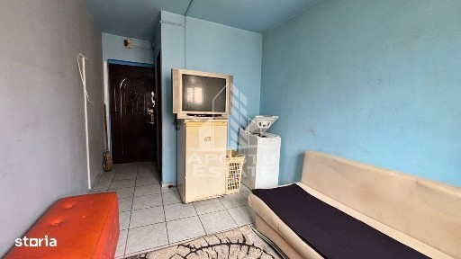 Garsoniera in zona Girocului, foarte aproape de transport in comun