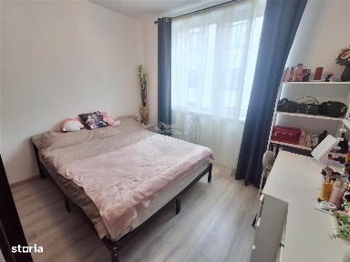 Apartament 3 camere balcon parcare zona Selimbar