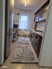 Inchiriez apartament cu 3 camere,cartier Tudor