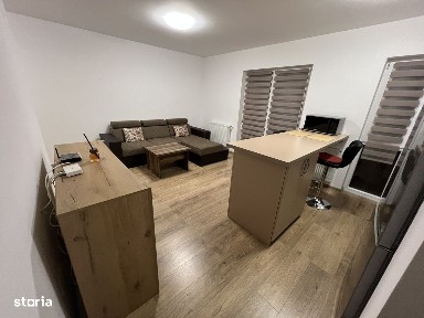 Închiriez apartament 3 camere - renovat, zona Calea Șurii Mici