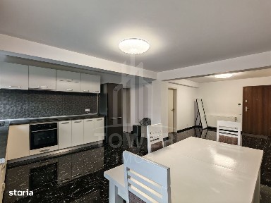Penthouse 100 mp, terasă generoasă- vedere panoramică, compartimentare