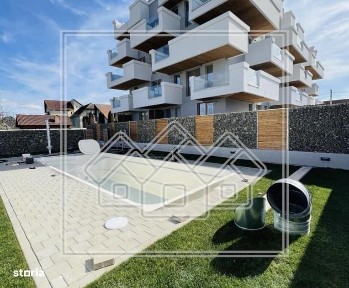 Apartament cu 3 camere, confort lux, bloc cu piscina, disponibil imd.