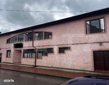 Spatiu comercial de vanzare, 300 mp, zona Burdujeni