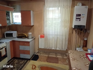 Apartament 4 camere, disponibil, bloc caramida!
