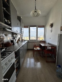 3 Camere - Ultracentral - Etaj 4 din 4