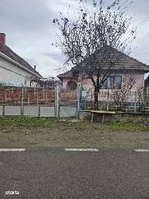 Casă / Vilă cu 5 camere de vânzare, Sarasau
