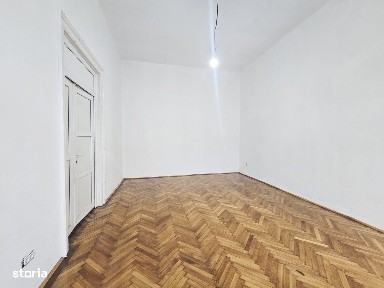 Apartament 2 camere cu centrala, 76 mp utili, etaj 1 - ultracentral