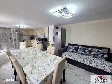 Casa de vanzare in comuna Vintu de Jos