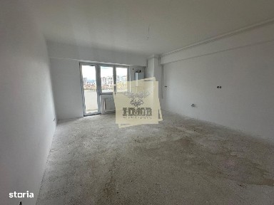 Apartament 3 camere etaj 3 cu balcon zona bd. Mihai Viteazu