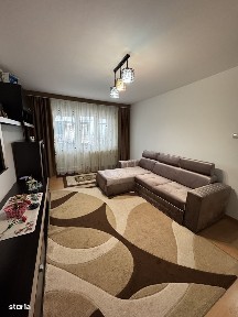 Vand apartament 3 camere decomandat