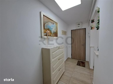 RECO Apartament 2 camere Marghita - etaj 34, balcon, baie cu geam, blo