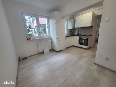 Vand 2 cam Dambu etaj 2 confort 1 [renovat complet]