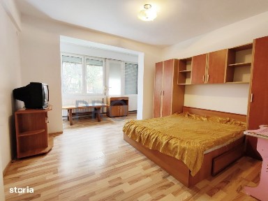 COMISION 0% Apartament cu 3 camere, garaj, pivnita si gradina in Vasil