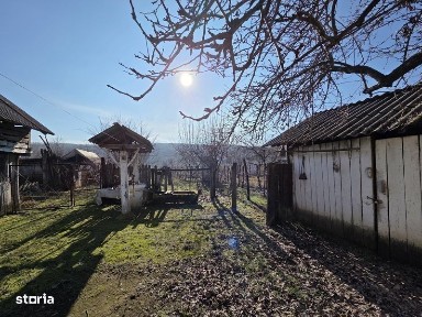 Casa + teren Aninoasa sat Groserea