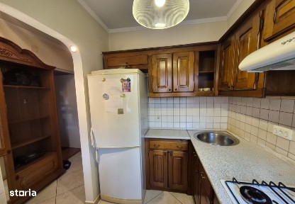 Apartament 2 cam,etaj 2 decomandat Piața Mică disponibil imediat