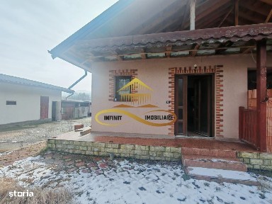 Casa de vanzare in Luncani