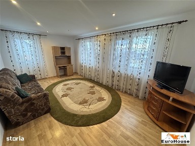 Apartament cu 3 camere la vila de vanzare in Alba Iulia