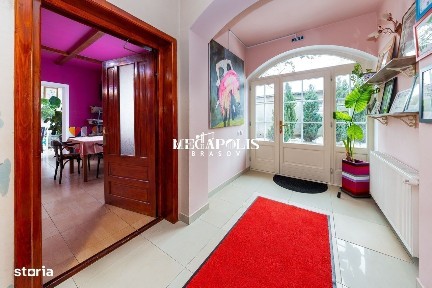 Vilă de vânzare în Râșnov | 14 camere | 427 mp