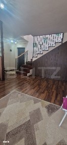 Apartament superb cu scara interioara