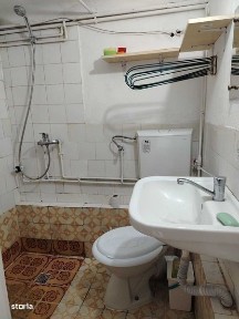 camera de inchiriat