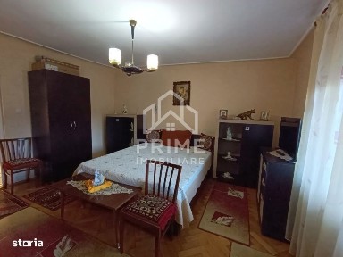 Oaza de liniste in Cugir - Casa spatioasa cu gradina generoasa, zona