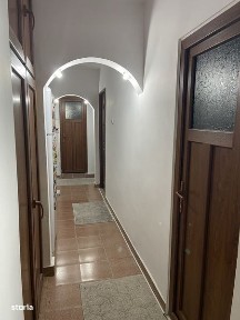 Vand apartament 3 camere, 2 bai, decomandat, Buzau