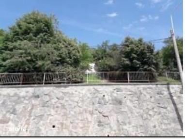 Cota 1/4 din Teren si constructie-Medias, judetul Sibiu.