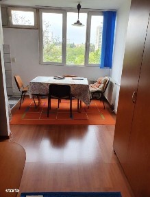 Garsoniera, 32 mp, etaj intermediar, zona Detunata