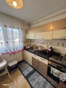 Apartament 3 camere, central, 68 mp, mobilat - Baia Sprie