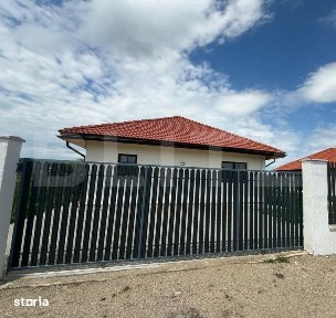 Persoana Fizica Vand Casa Individuala Finisata, toate utilitatile + CF, 114mp utili, 4 camere, 750mp de teren