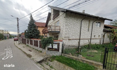 Casă de închiriat în Curtea de Argeș, Cartier Marina