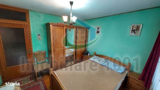 Apartament 4 camere, Republicii, etaj 1, garaj și boxa, zona Canal 7