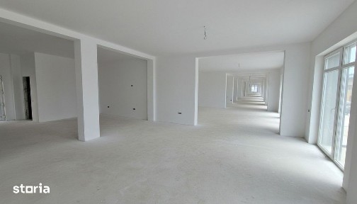 Spatiu Comercial cu Vitrine, Open Space, 54 mp - Doamna Stanca Sibiu