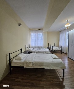 Apartament cu 3 camere de închiriat - Zona Ioșia | echipe de muncitori