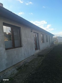 Casa de vinzare in localitatea vinga jud ard casa are 200m