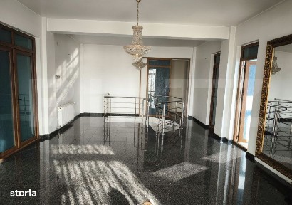 Vila P+2E, 550 mp utili pe 970 mp teren,stradal, zona Gradinii Botnice