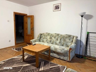 Închiriez apartament cu 2 camere, decomandat, pe Maior Ioan