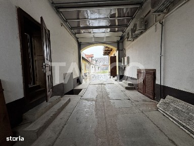 Spatiu comercial 50 mp de inchiriat in centrul Cristianului cu vad bun