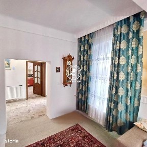 Apartament 3 camere Centru