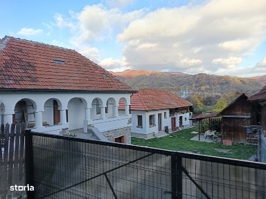 Oestii Ungureni, Corbeni, Arges