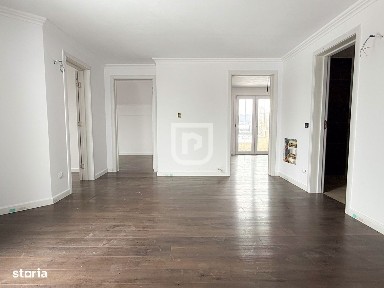 Casă S+P+E, 320 mp utili, teren 2.650 mp - zona Aurel Vlaicu, Suceava