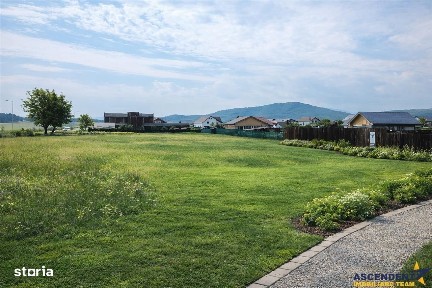 Casa eleganta pe 2 nivele, la 15 minute de Brasov, DJ 112A, finalizata