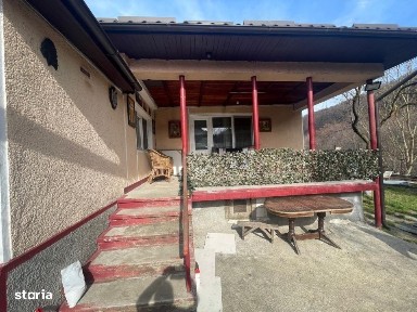 Casa unifamiliala cu curte proprie, 100 mp, zona Ferneziu