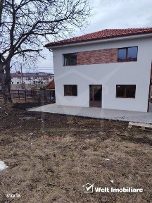 Casa individuala in Dezmir
