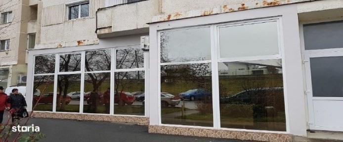 Vanzare spatiu comercial Arad, zona Micalaca, Bl. 303 - 137mp