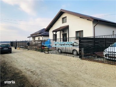Vanzare vila individuala la cheie 4 camere Sabareni - Central