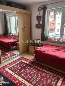 Apartament cu 3 camere, centrala pe gaz, etaj 1