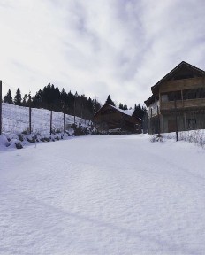 Cabana de vacanță Bucovina | Câmpulung Moldovenesc | 192 mp | Teren 866 mp